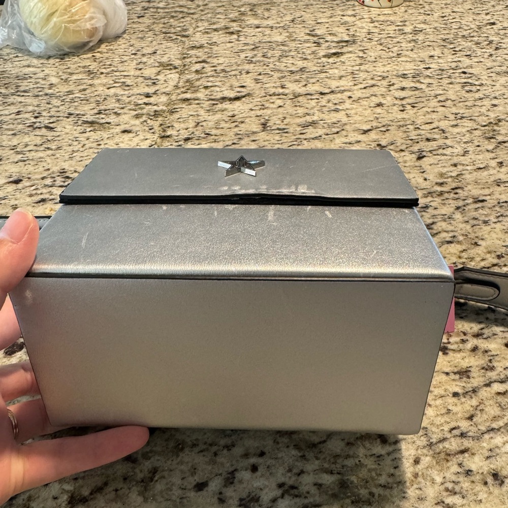 Jeffree Star Iconic Razor Blade Purse - Picture 8 of 10